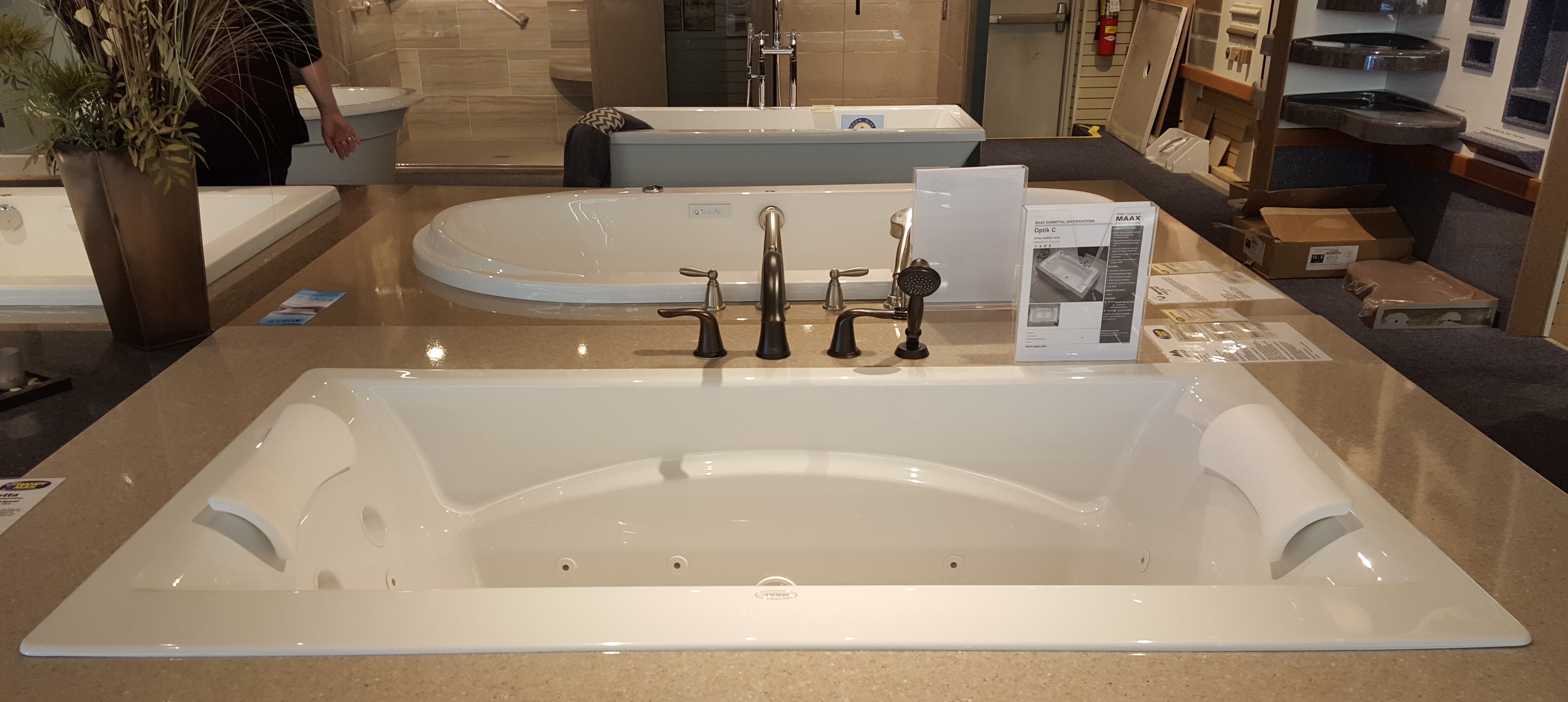 How To Make Your Bathtub A Luxury Retreat Handy Man