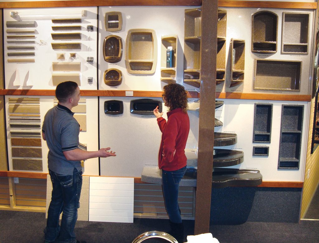 Onyx Accessory Wall