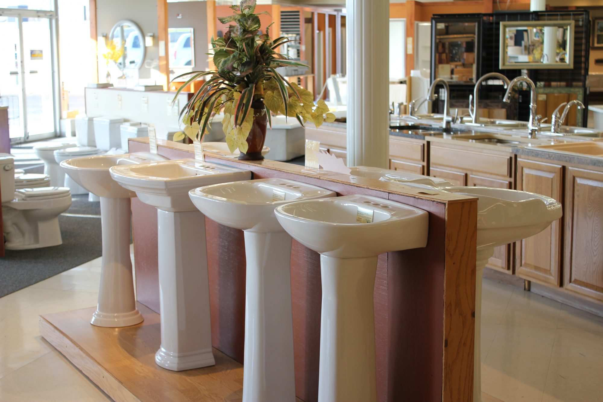 PEDESTAL LAVATORY Handy Man